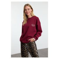 Trendyol Claret Red Slogan Embroidered Color Block Oversize Thick Polar Fleece Knitted Sweatshir