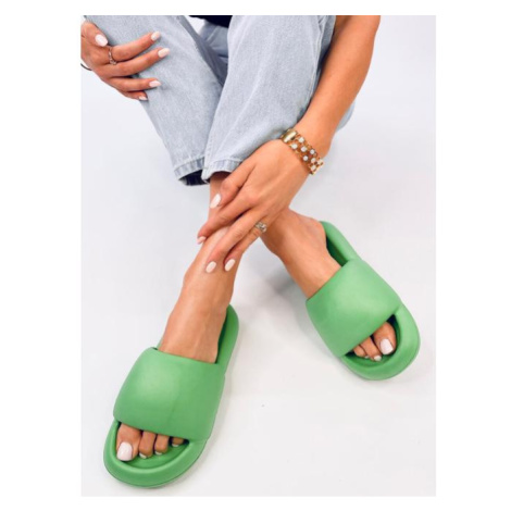 Dámské pěnové pantofle zelené barvy