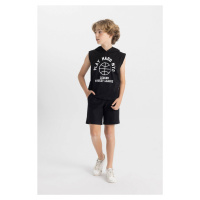 DEFACTO Boy's Printed Sleeveless Hooded T-Shirt Shorts 2-Piece Set