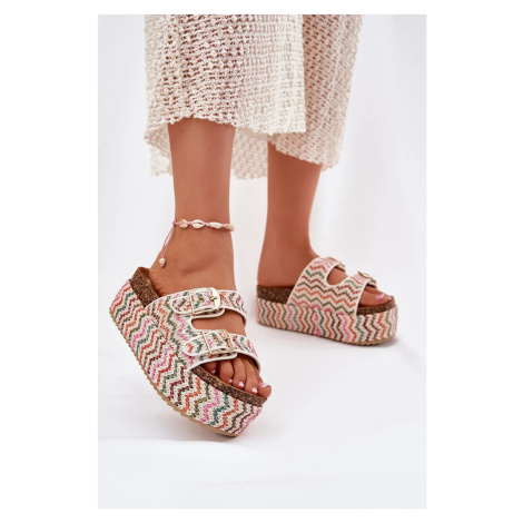 Pantofle model 213948 Step in style