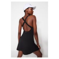 Trendyol Black Scuba / Diver 2 vrstvy tenisové pletené sportovní šaty s šortkami uvnitř