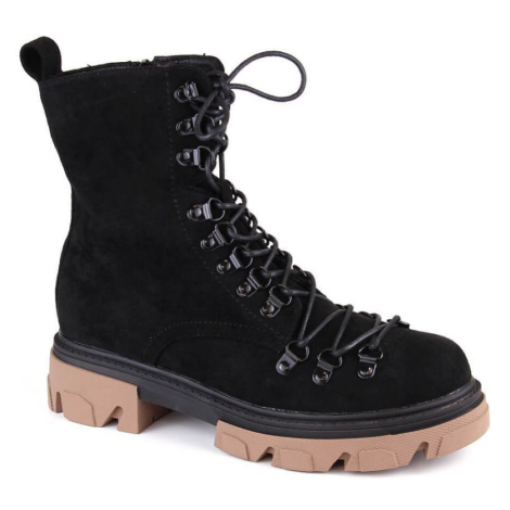 Černé semišové zateplené boty Vinceza W JAN255