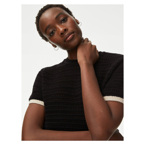 Černý dámský svetr s krátkým rukávem Marks & Spencer