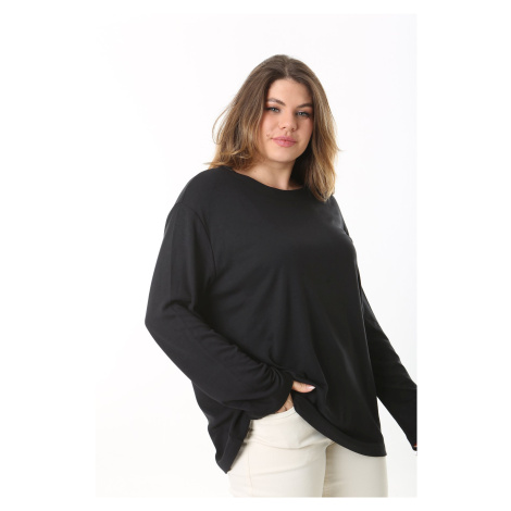 Şans Women's Plus Size Black Crew Neck Long Sleeve Blouse