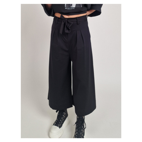 Černé kalhoty HOUR Miss City official