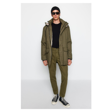 Zimní kabát Trendyol Khaki Regular Fit Gabardine Parka