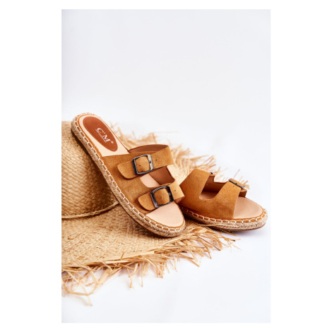Klasické semišové dámské pantofle Camel Casilda