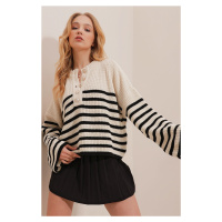 Trend Alaçatı Stili Women's Cream Crew Neck Gold Buttons Front Striped Knitwear Sweater