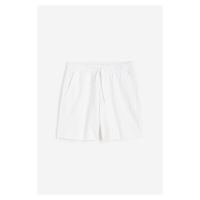 H & M - Teplákové šortky's výšivkou - bílá