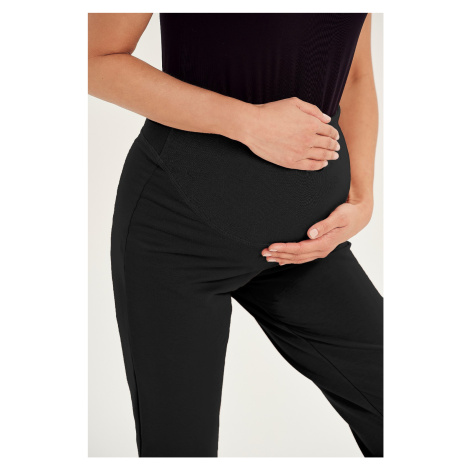 Dámské těhotenské teplákové kalhoty Taro 3058 Z24 Černá - Taro