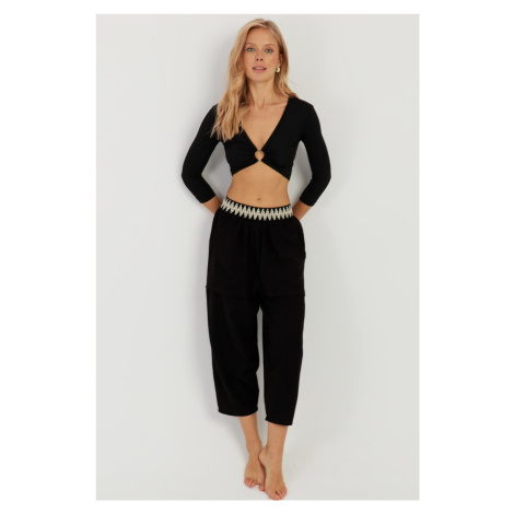 Cool & Sexy Women's Black Pocketed Shalwar Trousers