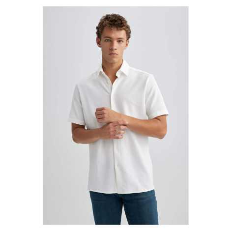 DEFACTO Regular Fit Short Sleeve Shirt