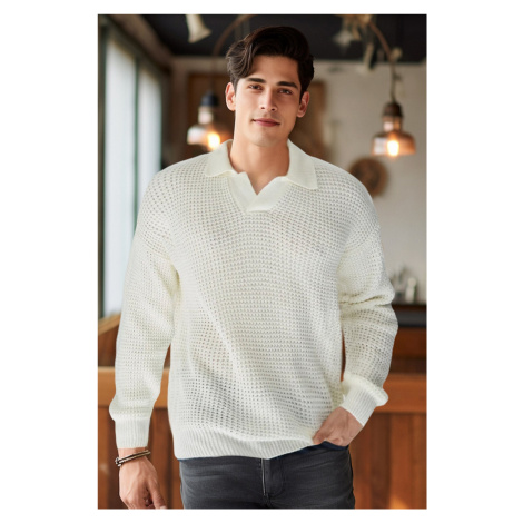 Trendyol Ecru Oversize Fit Wide Fit Polo Neck Pop Knitwear Sweater