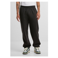 Urban Classics / Basic Loose Sweatpants black