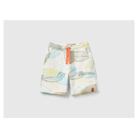 Benetton, Shorts With Leaf Print