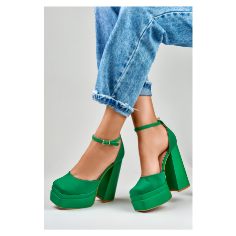 Dámské zelené sandály na vysokém podpatku