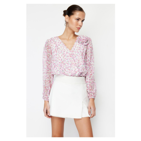 Trendyol Pink Crop Lined Rose Detailed Floral Chiffon Woven Blouse
