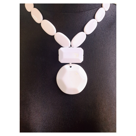 SARLINI náhrdelník s korálky Barva: Bílá
