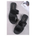 Černé gumové pantofle Buriti Icone