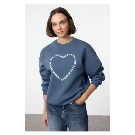 Trendyol Indigo Oversize/Wide Pattern Back Printed Thick Inside Polar Fleece Knitted Sweatshirt