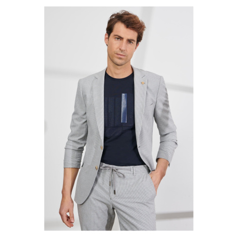 ALTINYILDIZ CLASSICS Men's Gray Slim Fit Slim Fit Monocollar See-through Patterned Suit. AC&Co / Altınyıldız Classics