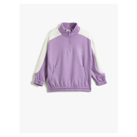 Koton Half-Zip Oversized Sweatshirt Stand-Up Collar with Zipper Pocket Detailed Elastic Cuffs.
