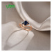Elegantní prsten ve stylu vintage se safíry a diamanty Listese