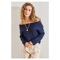 Bianco Lucci Women's Turndown Collar Sweater