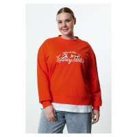 Trendyol Curve Red Looney Tunes Licensed Crew Neck Knitted Plus Size Sweatshirt