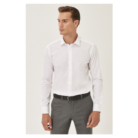 ALTINYILDIZ CLASSICS Men's White Easy-to-Iron Slim Fit Slim Fit Classic Collar Cotton Shirt. AC&Co / Altınyıldız Classics
