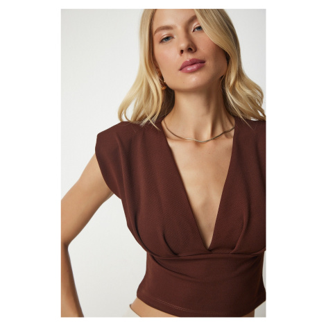 Happiness İstanbul Women's Brown Slightly Decollete Crop Blouse