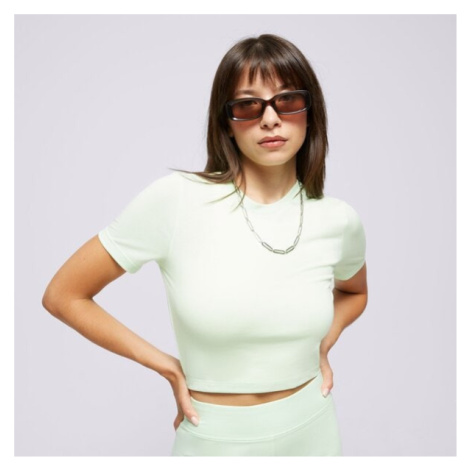 Sportovní topy Nike