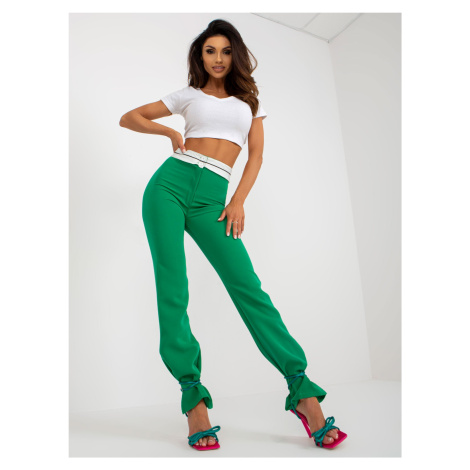 Zelené látkové kalhoty s ohrnovacím pasem Fashionhunters