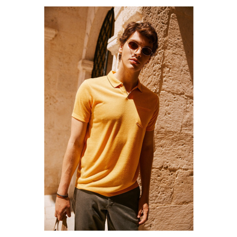 ALTINYILDIZ CLASSICS Men's Yellow Slim Fit Slim Fit Polo Neck Linen-Looking T-Shirt with Pockets AC&Co / Altınyıldız Classics