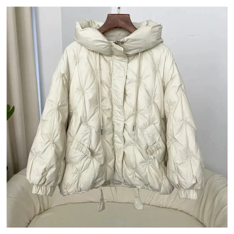 Prošívaná péřovka dámská bunda s kapucí