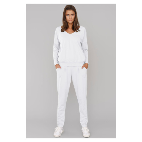 Bílé dámské teplákové soupravy