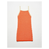 Dilvin 90115 Pletené šaty se silnou texturou-oranžové