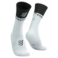 Compressport Mid Compression Socks V2.0 White/Black T1 Běžecké ponožky