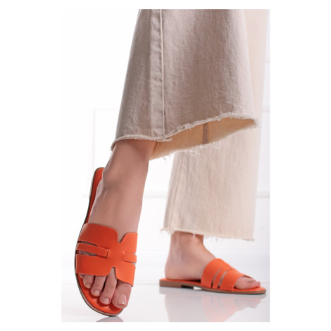 Oranžové nízké pantofle Harper Givana