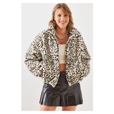 Bianco Lucci Women's Leopard Pattern Faux Für Coat 2426