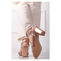 Růžovozlaté sandály na hrubém podpatku Roselle