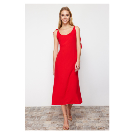 Trendyol Red Straight Cut Slit Maxi Woven Dress