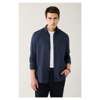 Avva Men's Navy Blue Buttoned Collar Cotton Comfort Fit Comfy Cut Shirt