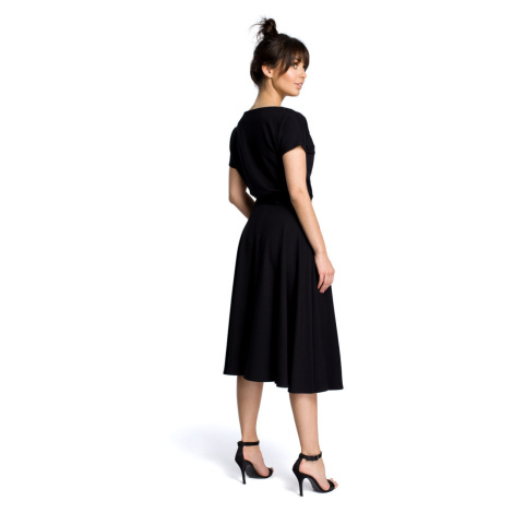 Dámské šaty model 18945085 černé - BeWear
