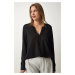 Happiness İstanbul Women's Black Crew Neck Knitted Blouse