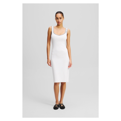 Bílé šaty na ramínka