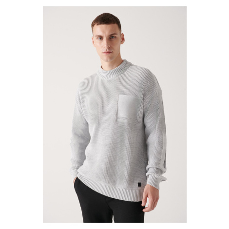 Avva Men's Gray Crew Neck Pocket Detailed Cotton Loose Comfort Fit Relaxed Cut Knitwear Sweater
