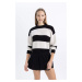 DEFACTO Cool Oversize Fit Striped Crew Neck Sweater