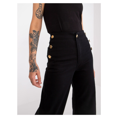 Černé dámské džínové kalhoty Marianne s ozdobnými knoflíky - RUE PARIS