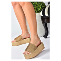 Fox Shoes Women's Golden Straw Thick-soled Slippers